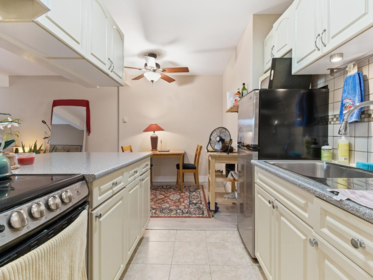 102 1655 Nelson Street, Vancouver, BC