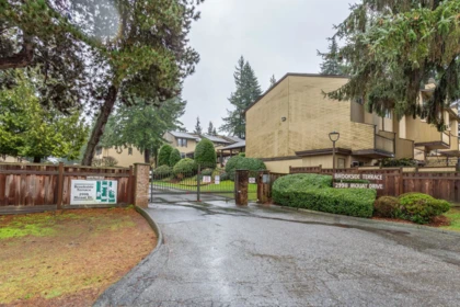 Playground / Recreational Area Near 40 2998 Mouat Drive, Abbotsford, BC