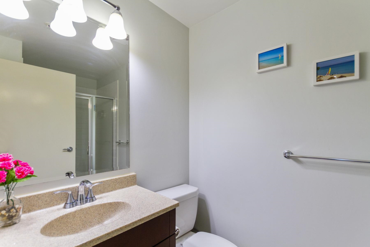 Laundry Room Photo of 1703 400 Capilano Road, Port Moody, BC