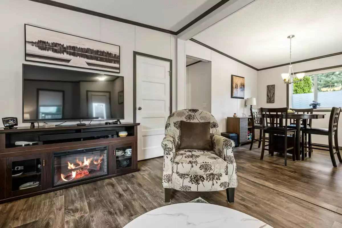 Kitchen Island Photo of 18 63071 Flood Hope Road, Hope, BC