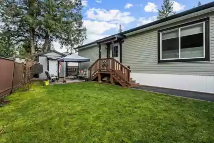 Laundry Room Photo of 18 63071 Flood Hope Road, Hope, BC