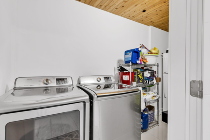 Laundry Room Photo of 13076 64 Avenue, Surrey, BC