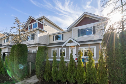 Outdoor Kitchen Photo of 42 30748 Cardinal Avenue, Abbotsford, BC