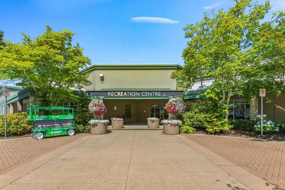 Entry Foyer Photo of 502 12069 Harris Road, Pitt Meadows, BC