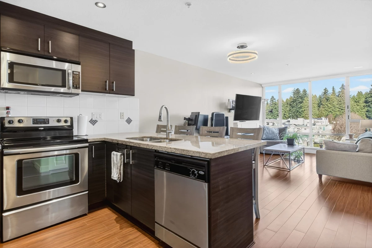 Family Room Photo of 502 12069 Harris Road, Pitt Meadows, BC