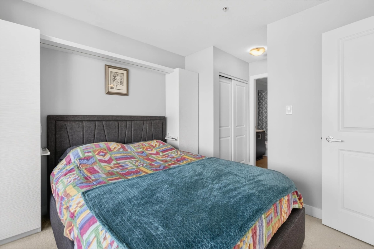 Powder Room Photo of 502 12069 Harris Road, Pitt Meadows, BC