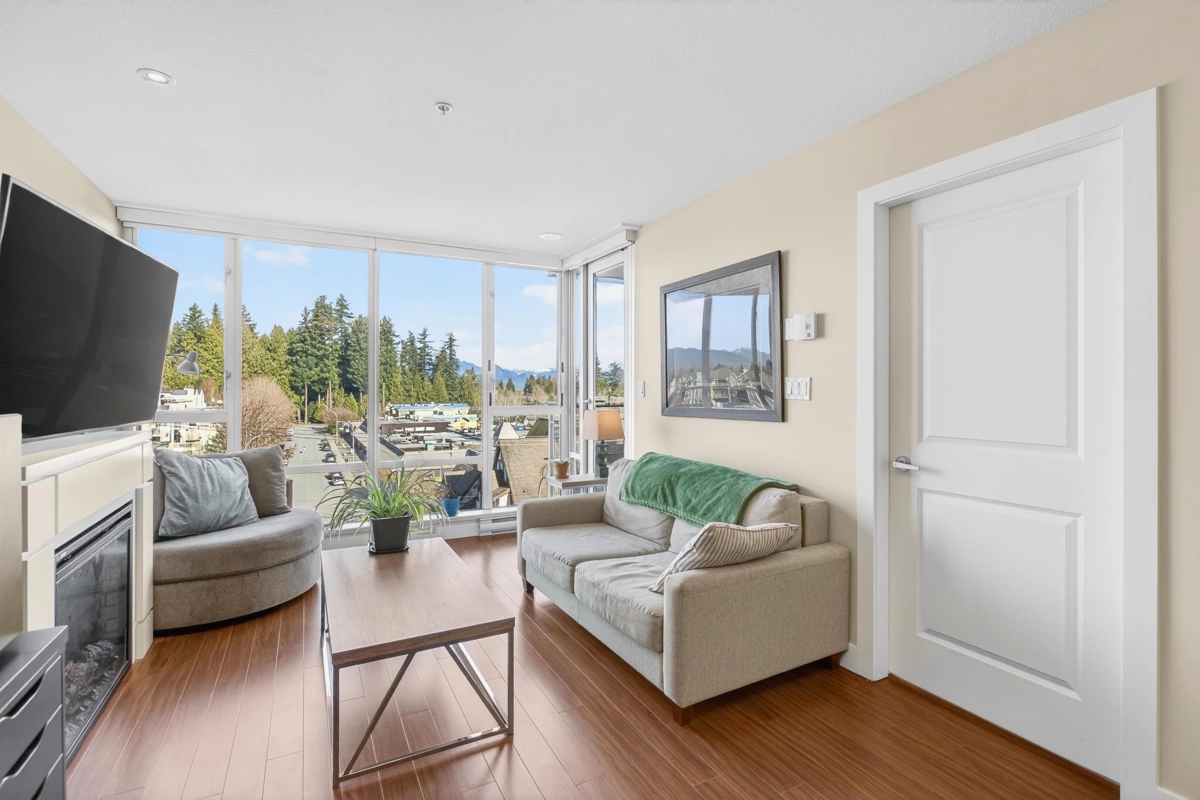 Walk-In Closet Photo of 502 12069 Harris Road, Pitt Meadows, BC