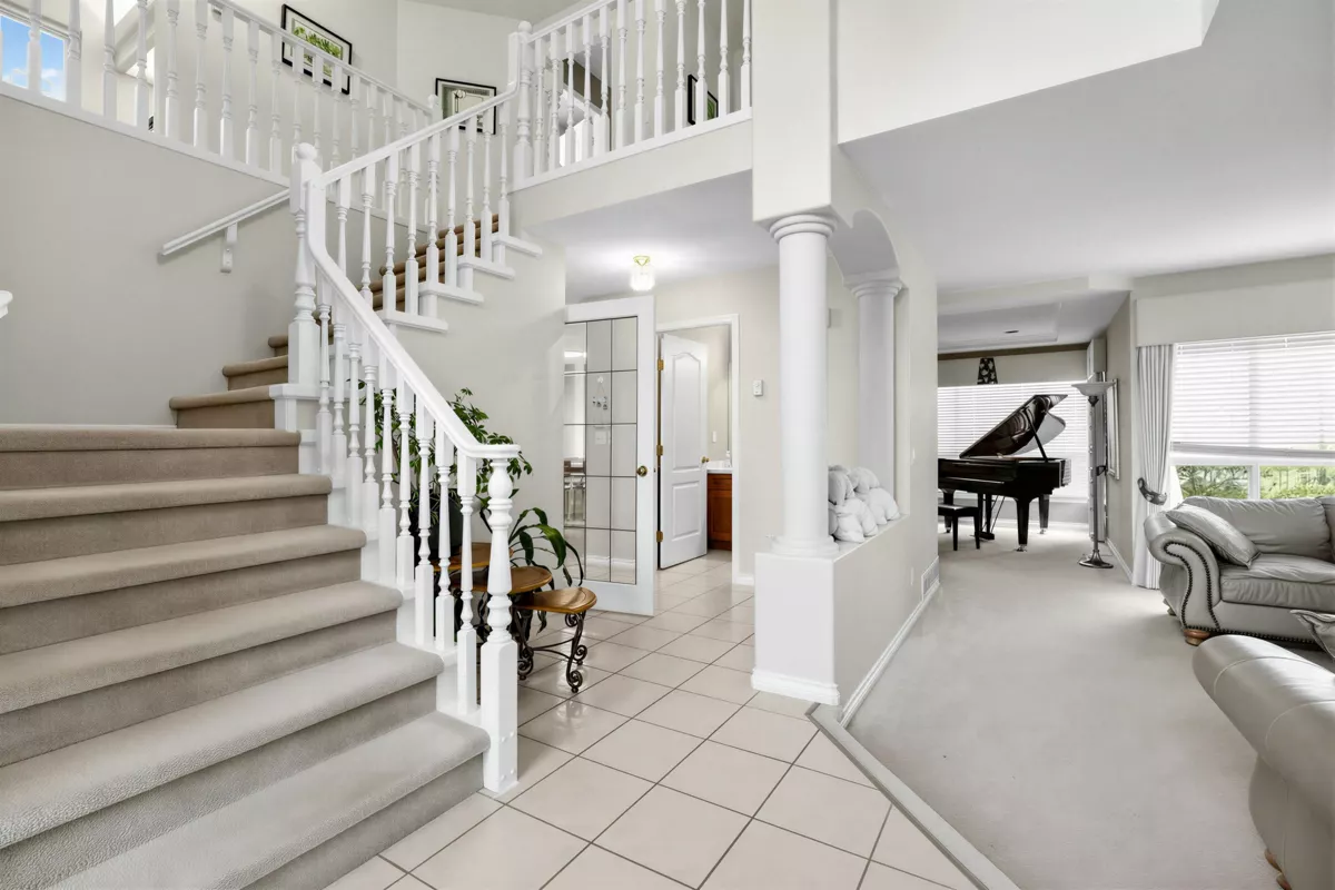 Dining Area Photo of 2966 Blackbear Court, Coquitlam, BC