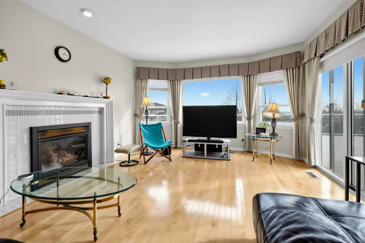 Guest Bathroom Photo of 2966 Blackbear Court, Coquitlam, BC