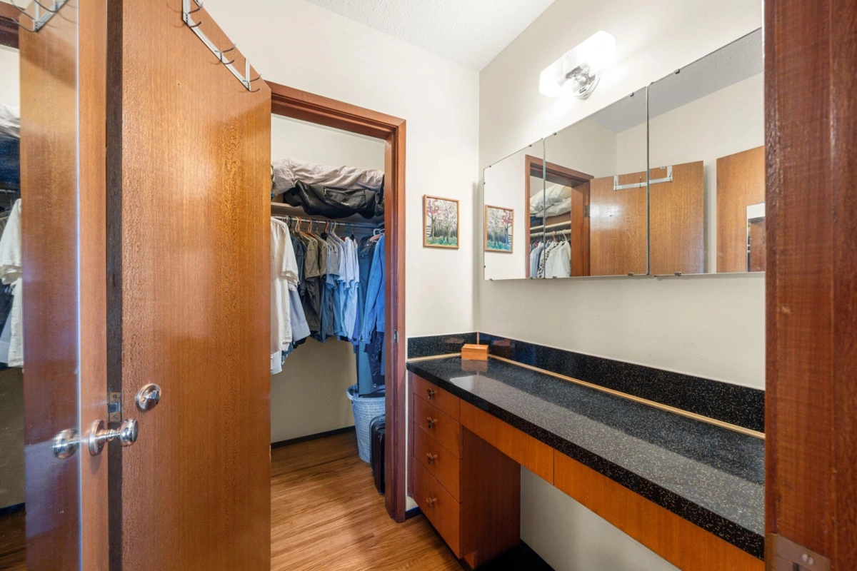 Loft / Bonus Room Photo of 7656 Mckay Avenue, Burnaby, BC