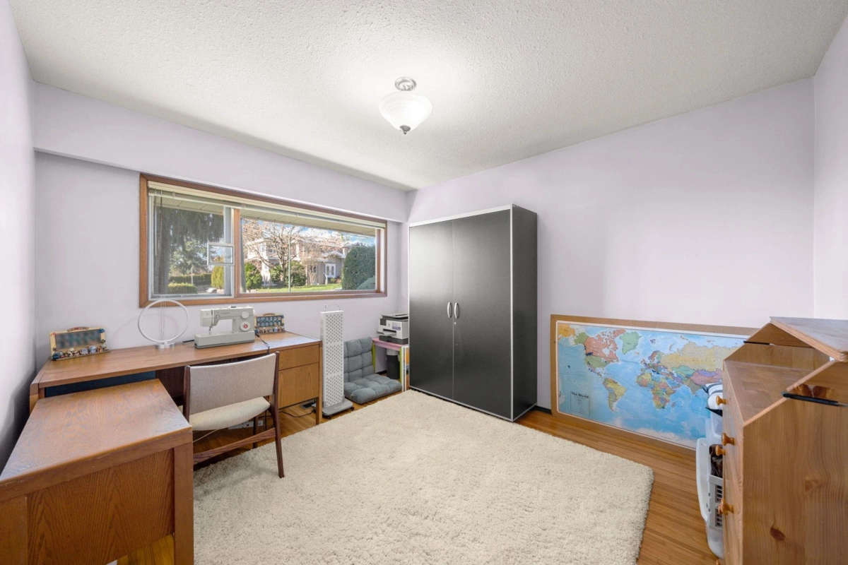 Mudroom Photo of 7656 Mckay Avenue, Burnaby, BC