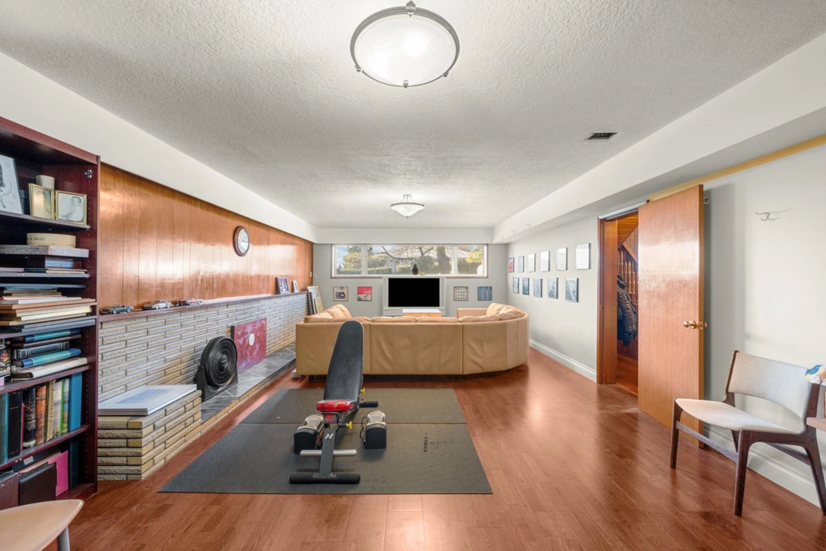 Outdoor Patio Photo of 7656 Mckay Avenue, Burnaby, BC