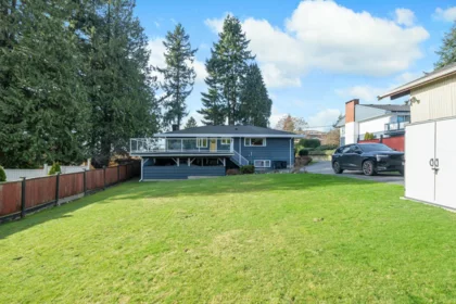 7656 Mckay Avenue, Burnaby, BC