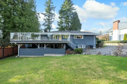 7656 Mckay Avenue, Burnaby, BC