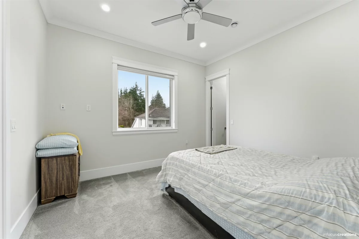 Basement Recreation Room Photo of 13414 60 Avenue, Surrey, BC