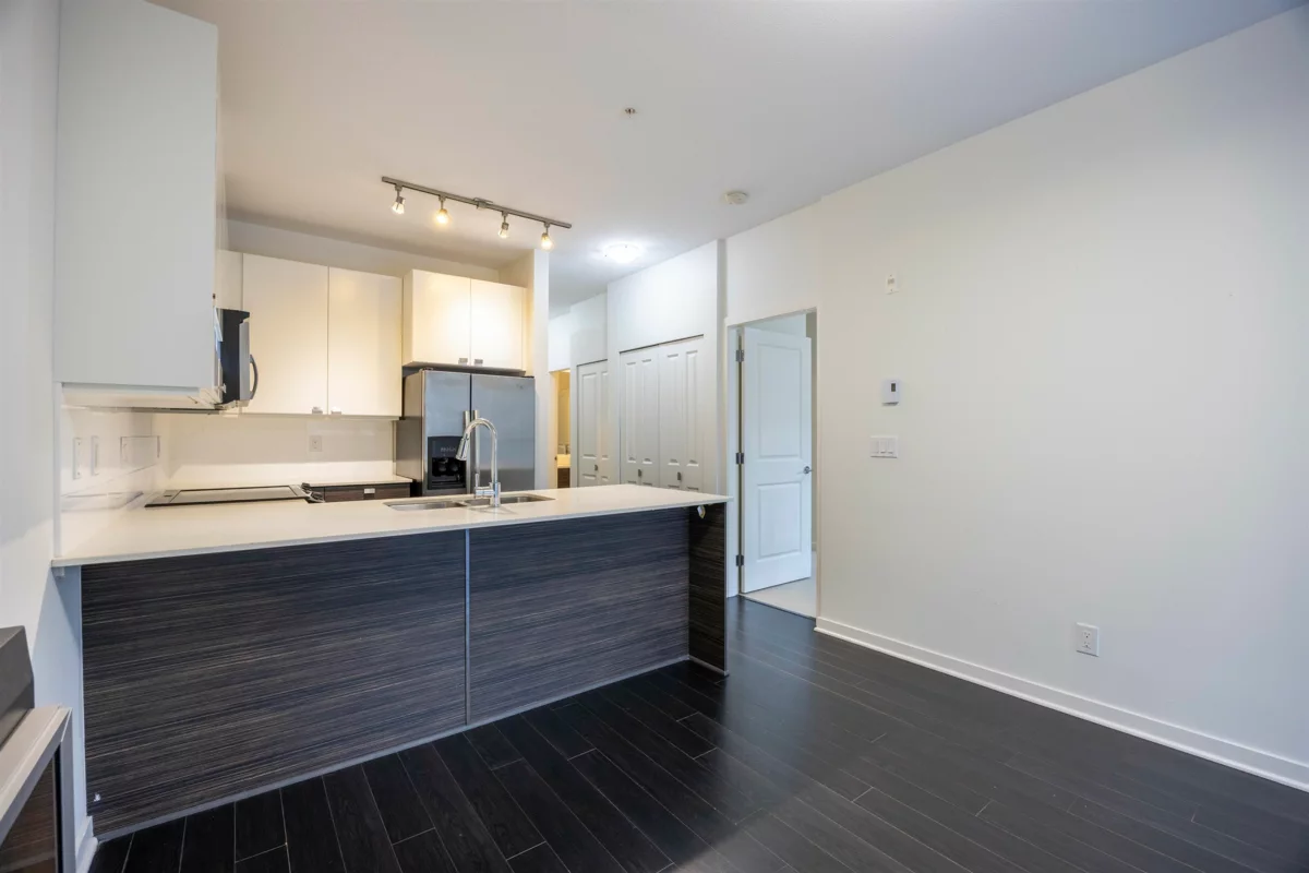 Guest Bathroom Photo of 306 5655 210a, Langley, BC