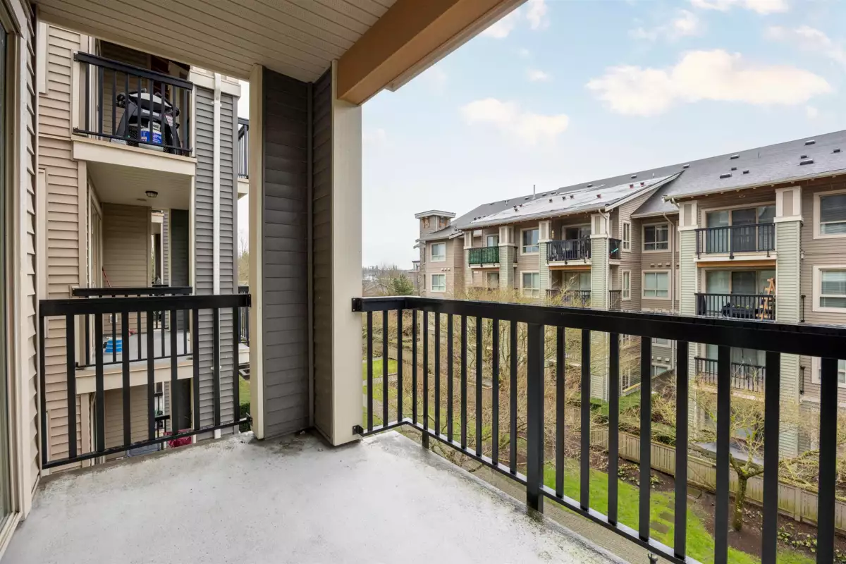 Laundry Room Photo of 306 5655 210a, Langley, BC