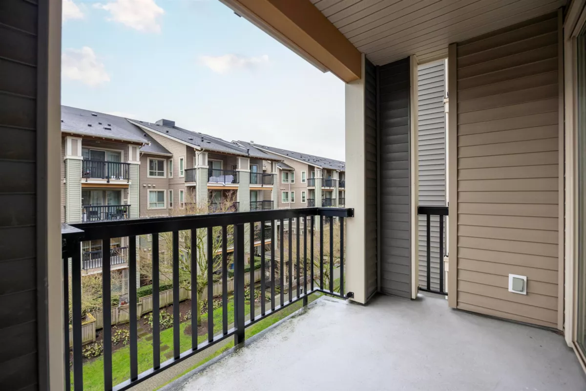 Mudroom Photo of 306 5655 210a, Langley, BC