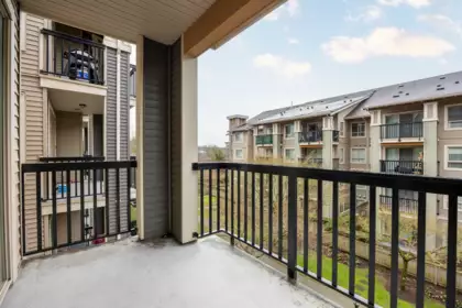 Laundry Room Photo of 306 5655 210a, Langley, BC