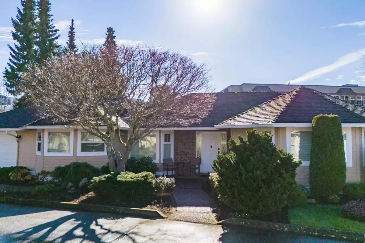 Pantry Photo of 101 15121 19 Avenue, Surrey, BC