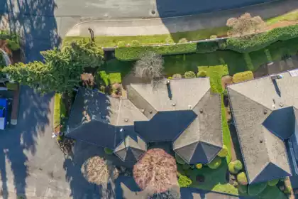 Garden / Landscaping Photo of 101 15121 19 Avenue, Surrey, BC