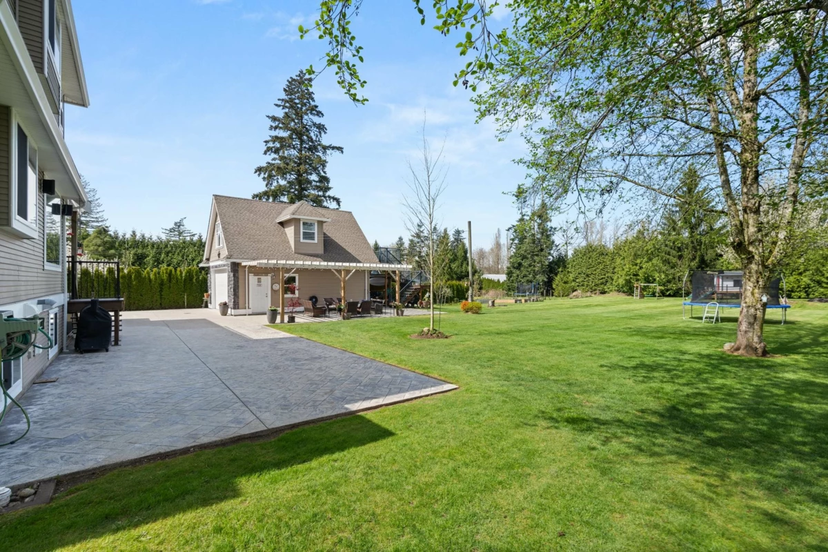 Garden / Landscaping Photo of 23287 Old Yale Road, Langley, BC