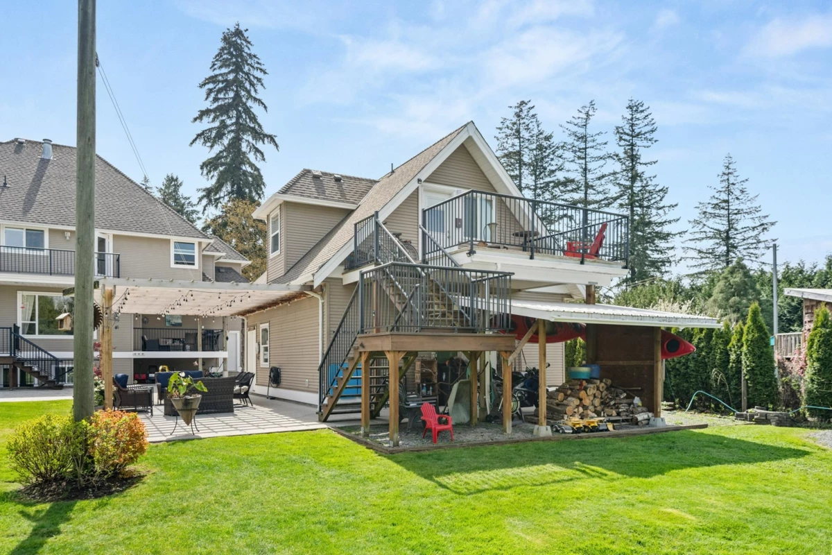 Outdoor Deck Photo of 23287 Old Yale Road, Langley, BC