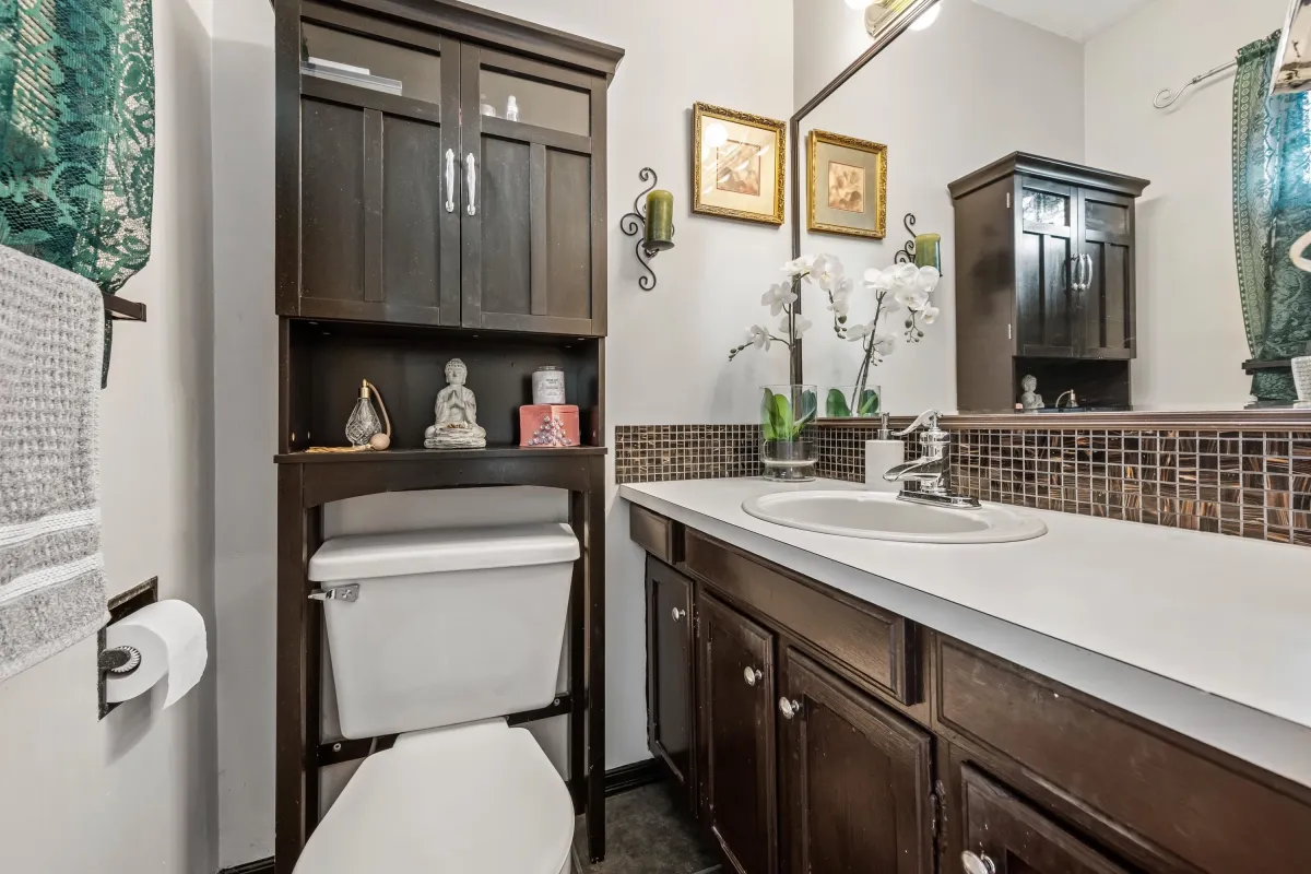 Laundry Room Photo of 2560 Haversley Avenue, Coquitlam, BC