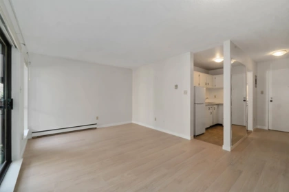 207 2920 Ash Street, Vancouver, BC