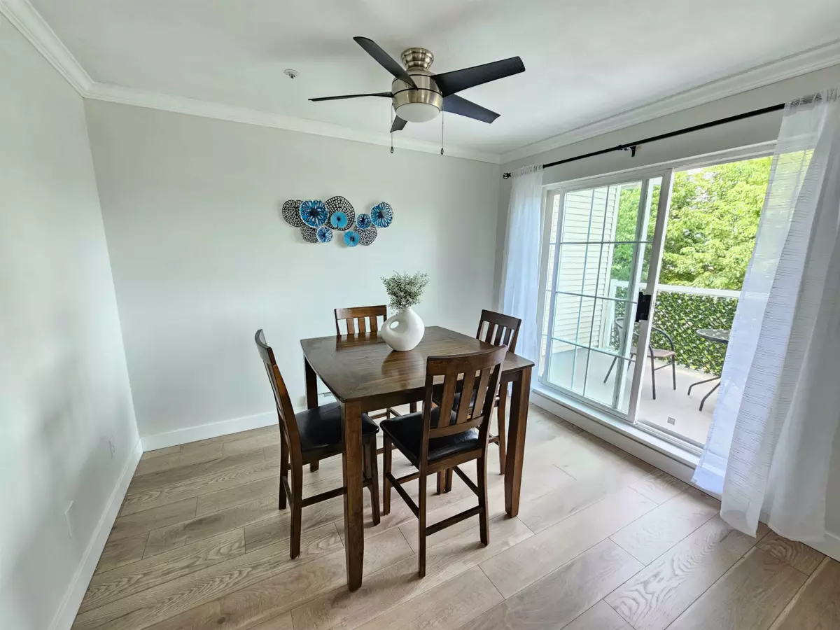 Kitchen Photo of 74 8890 Walnut Grove Drive, Langley, BC
