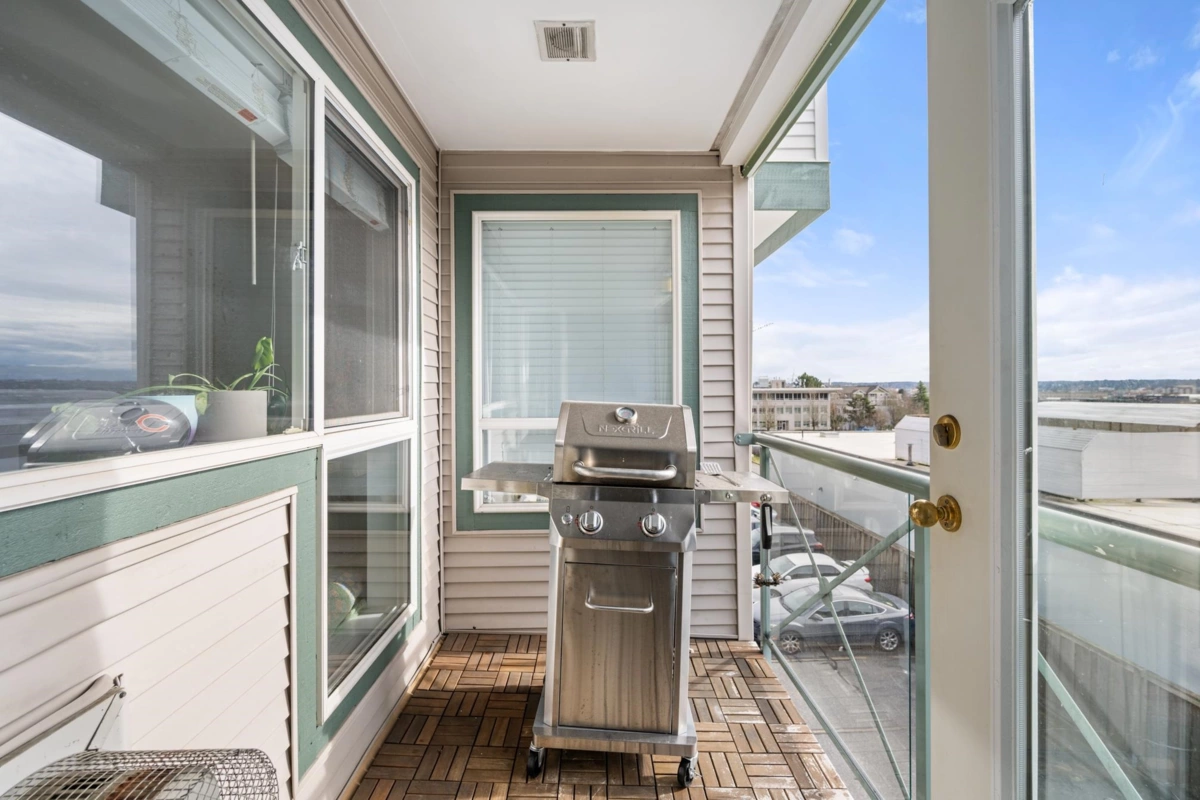 Bedroom 4 Photo of 306 6390 196 Street, Langley, BC