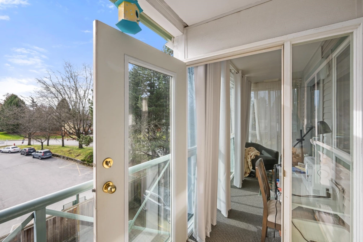 Guest Bathroom Photo of 306 6390 196 Street, Langley, BC
