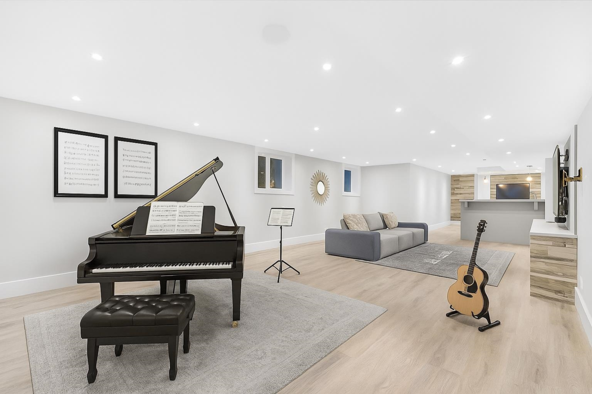 Entry Foyer Photo of 3668 159a Street, Surrey, BC