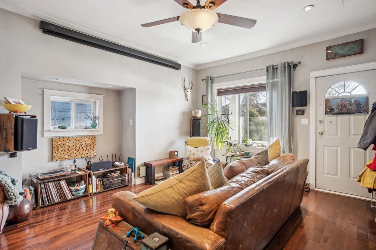 Dining Area Photo of 3617 Adanac Street, Vancouver, BC