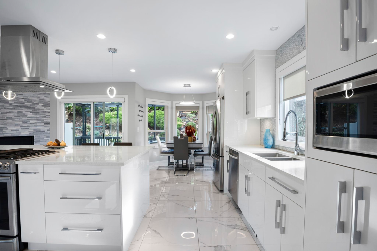 Breakfast Nook Photo of 2268 Nacht Avenue, Port Coquitlam, BC