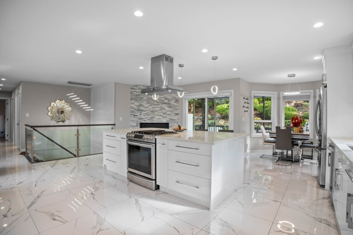 Kitchen Photo of 2268 Nacht Avenue, Port Coquitlam, BC