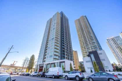 TH17 13428 105 Ave, Surrey, BC