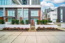 TH17 13428 105 Ave, Surrey, BC