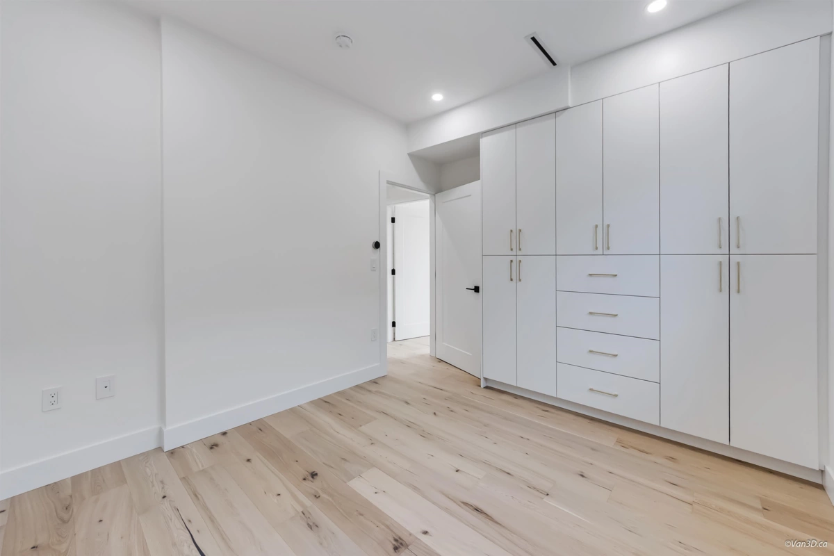 Bedroom 2 Photo of 2 150 E 51st Avenue, Vancouver, BC