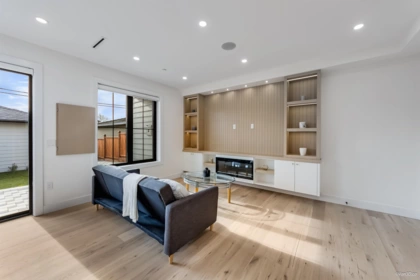 2 150 E 51st Avenue, Vancouver, BC, Vancouver — Half Duplex for sale