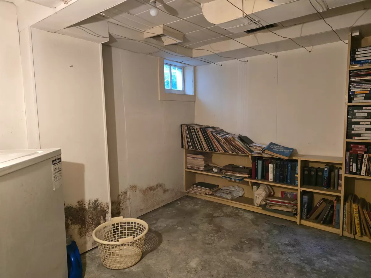 Laundry Room Photo of 3491 W 37th Avenue, Vancouver, BC