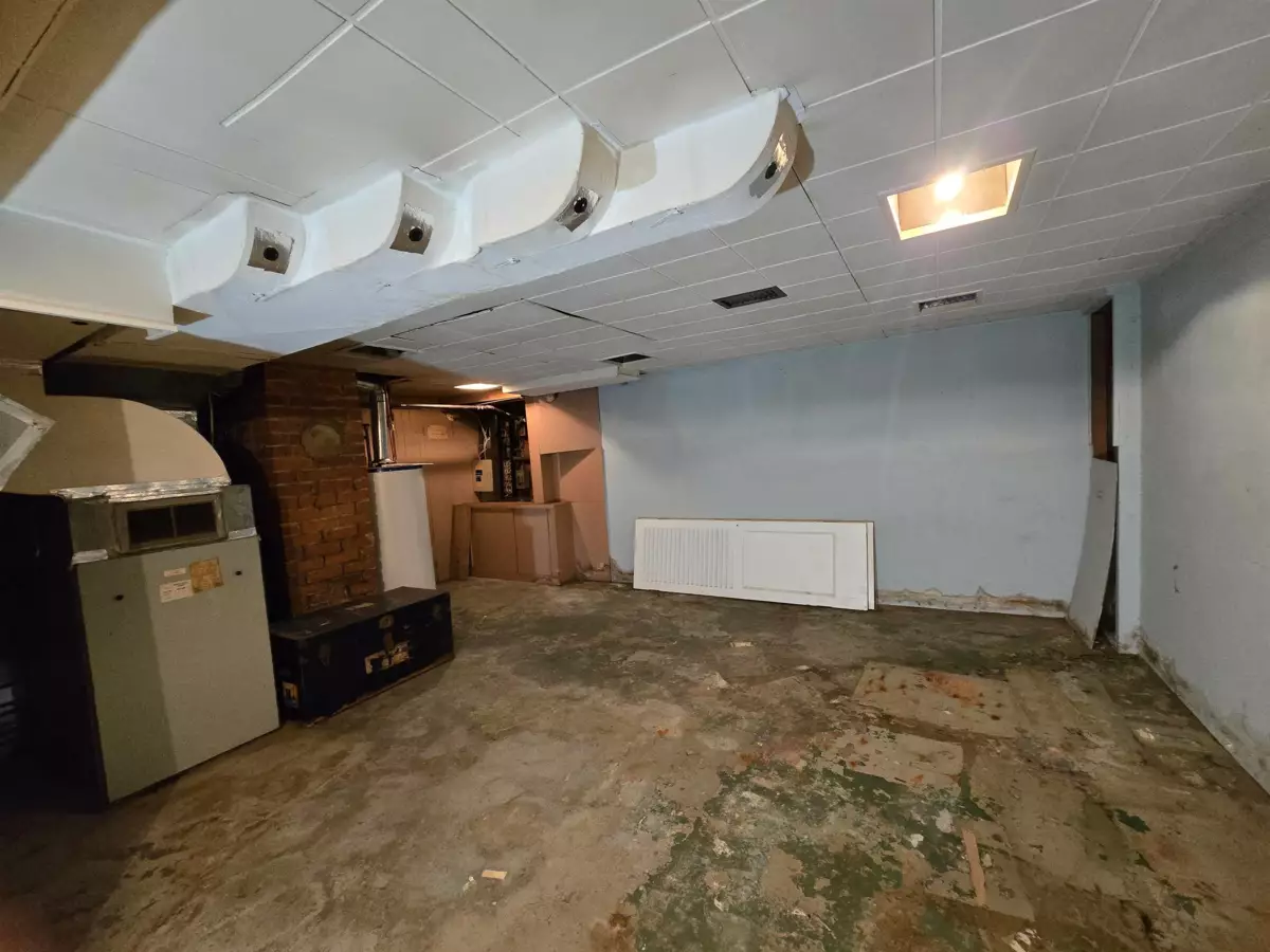 Powder Room Photo of 3491 W 37th Avenue, Vancouver, BC