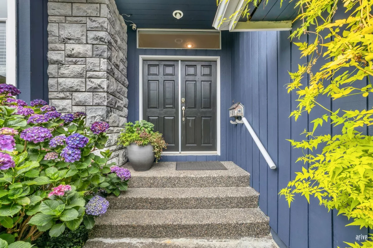 Family Room Photo of 12411 Ocean Breeze Place, Surrey, BC