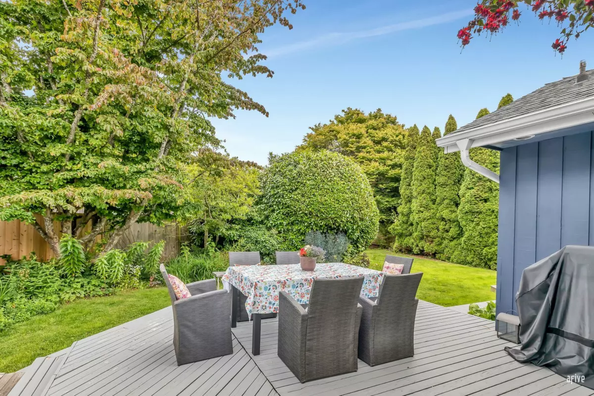 Front Yard Photo of 12411 Ocean Breeze Place, Surrey, BC