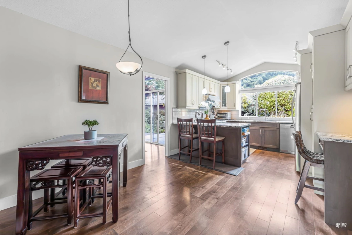 Primary Bathroom Photo of 12411 Ocean Breeze Place, Surrey, BC