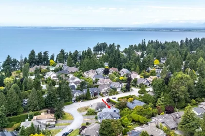 12411 Ocean Breeze Place, Surrey, BC, Crescent Bch Ocean Pk. — 4 bed single family residence for sale