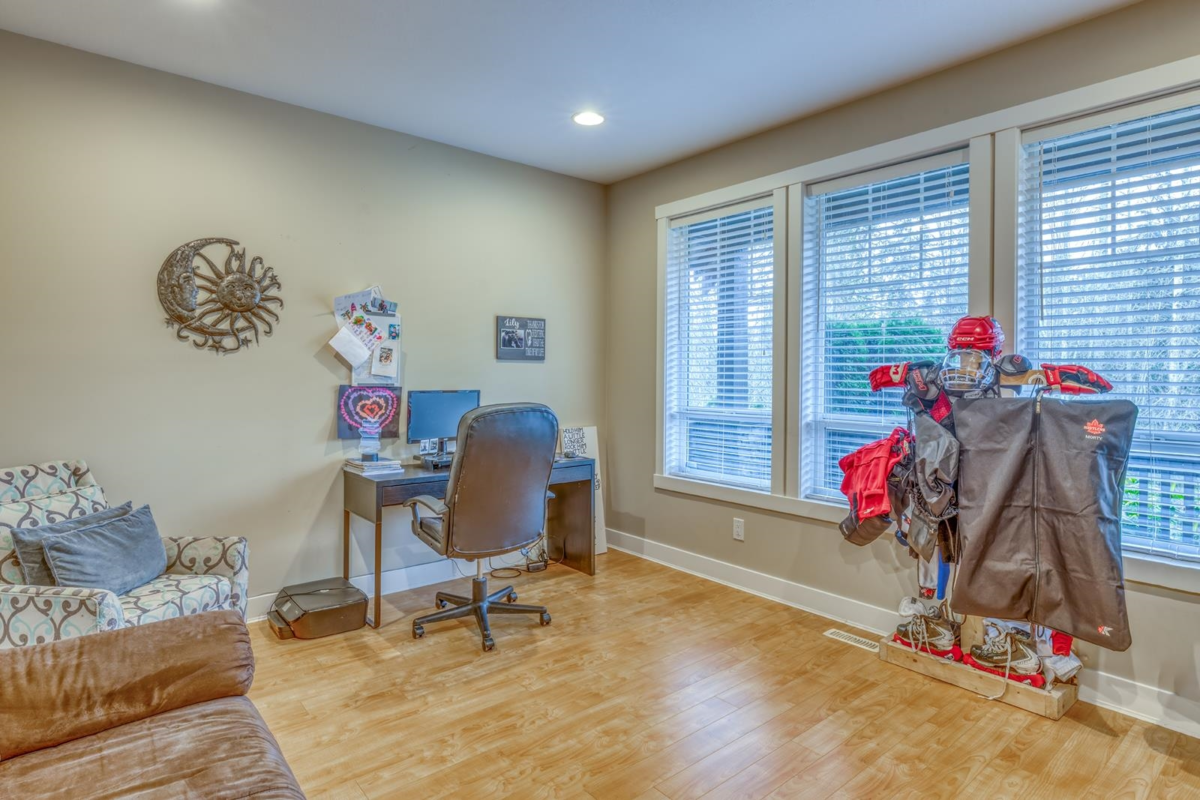Primary Bedroom Photo of 22834 Foreman Drive, Maple Ridge, BC