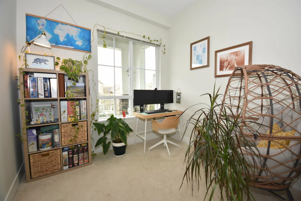 Garden / Landscaping Photo of 229 5535 Admiral Way, Delta, BC