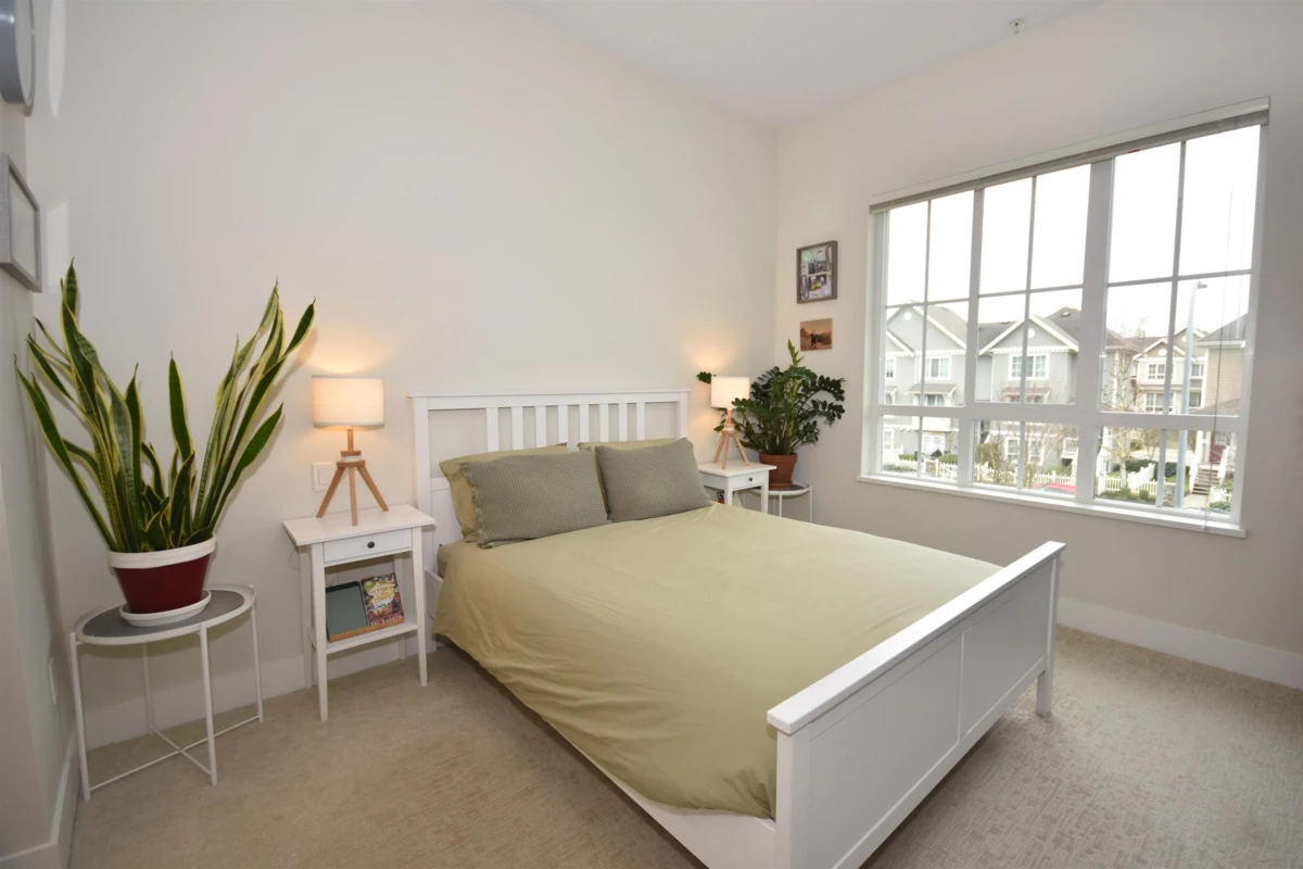 Hallway Photo of 229 5535 Admiral Way, Delta, BC