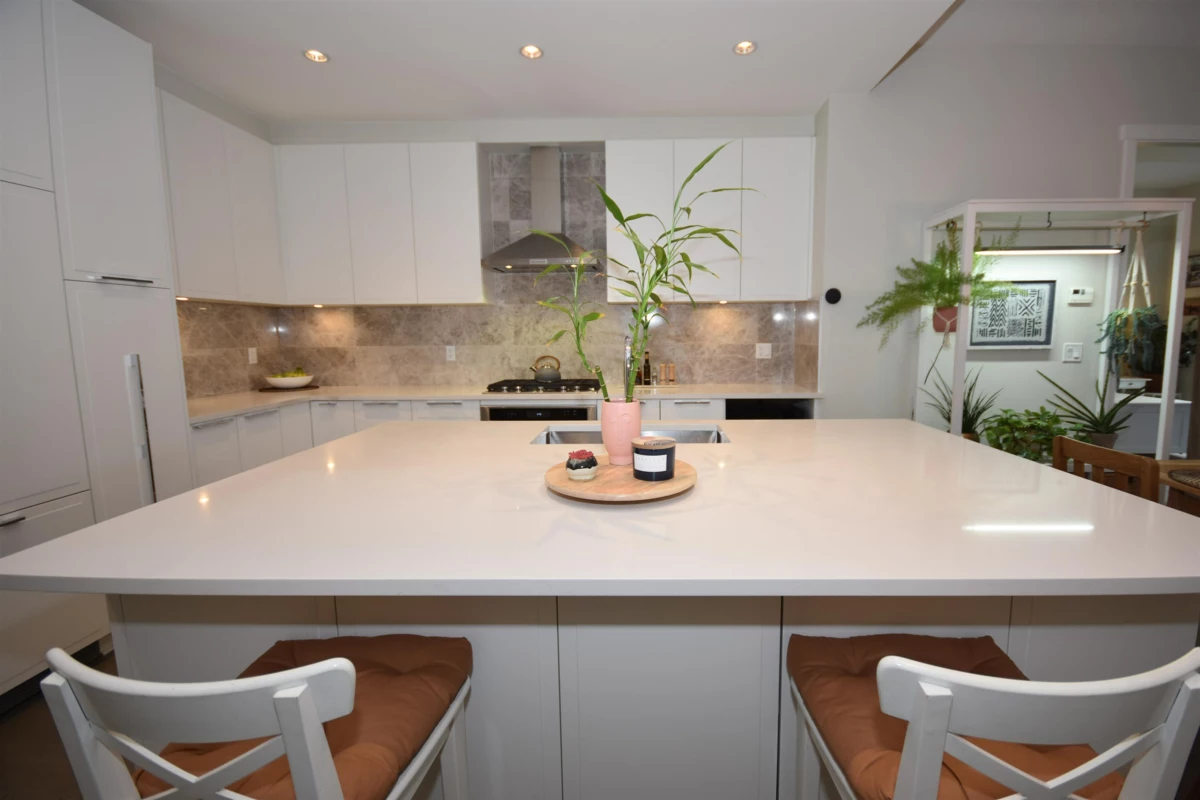 Kitchen Island Photo of 229 5535 Admiral Way, Delta, BC